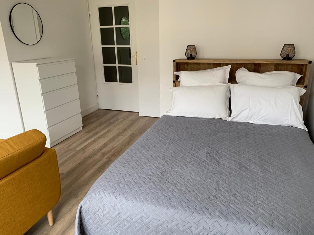 Beautiful Studio Located South Of Paris Bourg-la-Reine Exterior foto